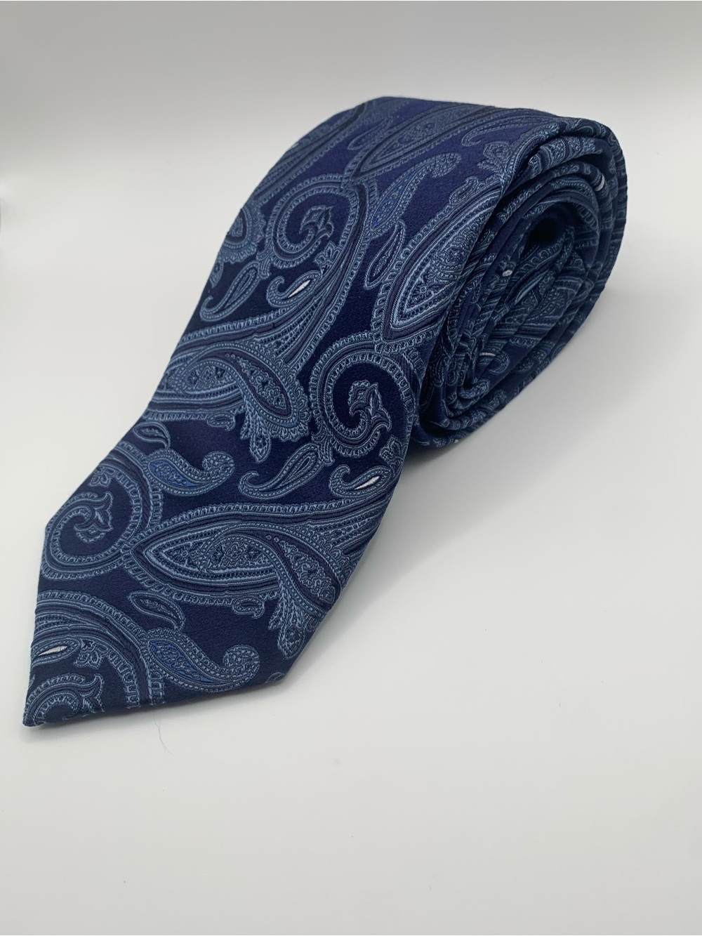 DKNY Navy and Light Blue Paisley Men's Tie